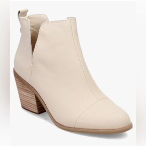 NWT TOMS Cream Ankle Bootie size 10